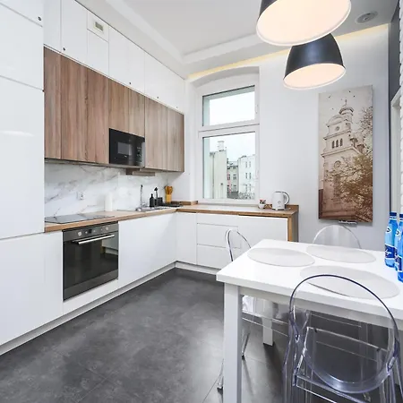 Caramel By Oneapartments Апартаменти *